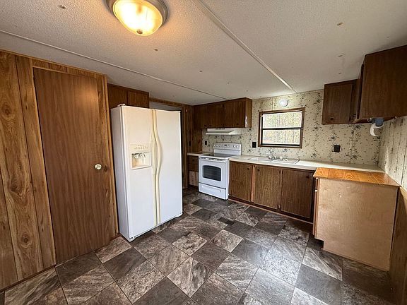2nd image of 631 Holly Shelter Rd Lot 8