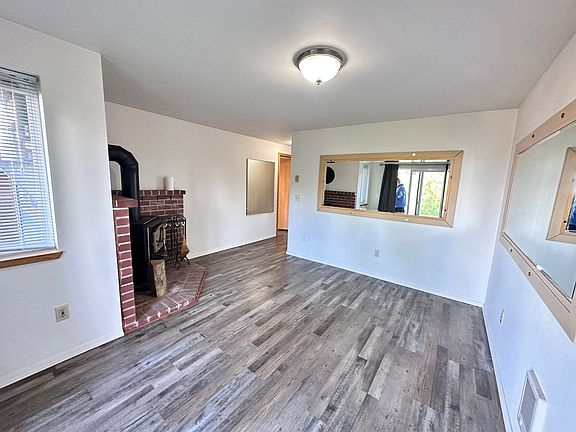 2nd image of 3743 Morning Glory Ln #1