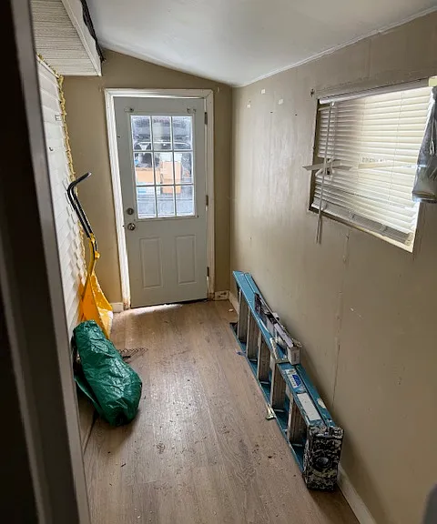 mudroom