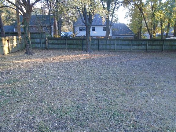 2nd image of 5785 S Foxburrow Cir