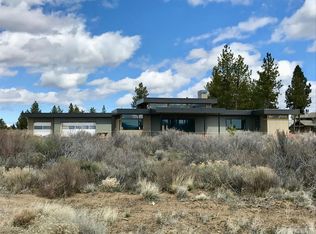 61742 Hosmer Lake Dr, Bend, OR 97702
