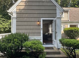 712 Plymouth St #A, Whitman, MA 02382