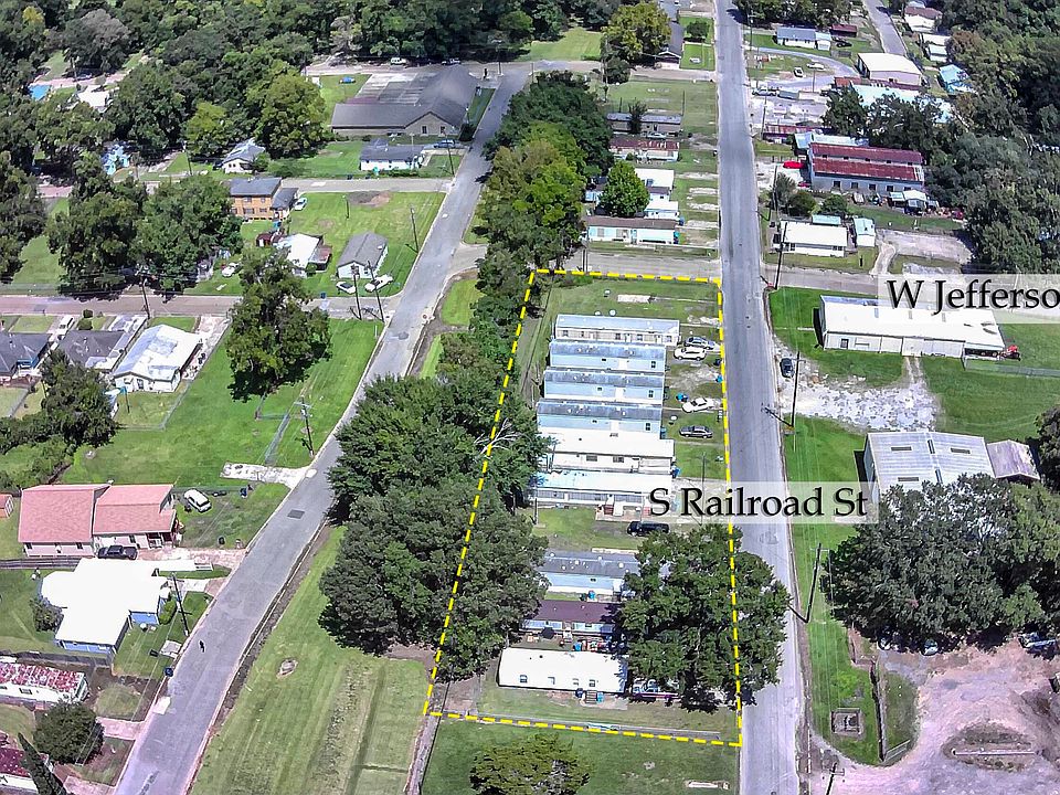 1st image of 902-934 S Railroad Ave