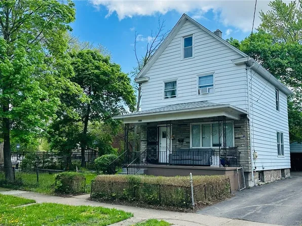 2817 10th St, Niagara Falls, NY 14305