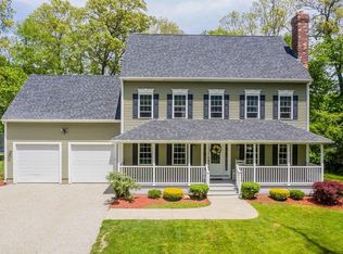 20 Hidden Glen Ln, Westport, MA 02790