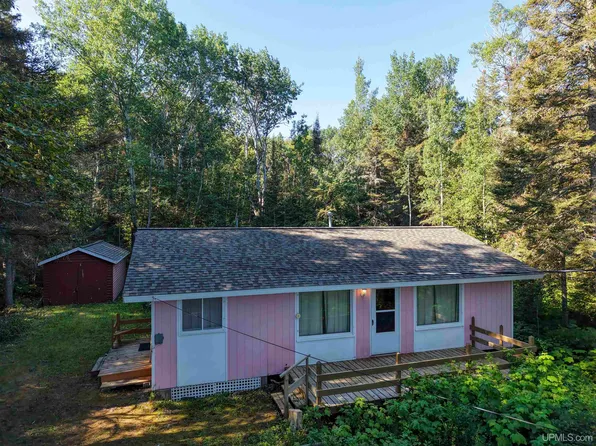 12668 State Highway M26 Hwy, Mohawk, MI 49950