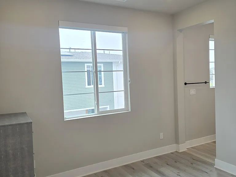 1488 W Sunrise Ln — Photo 43