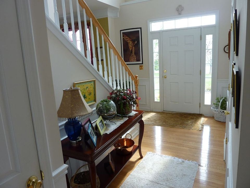 2nd image of 1004 Bancroft Ct