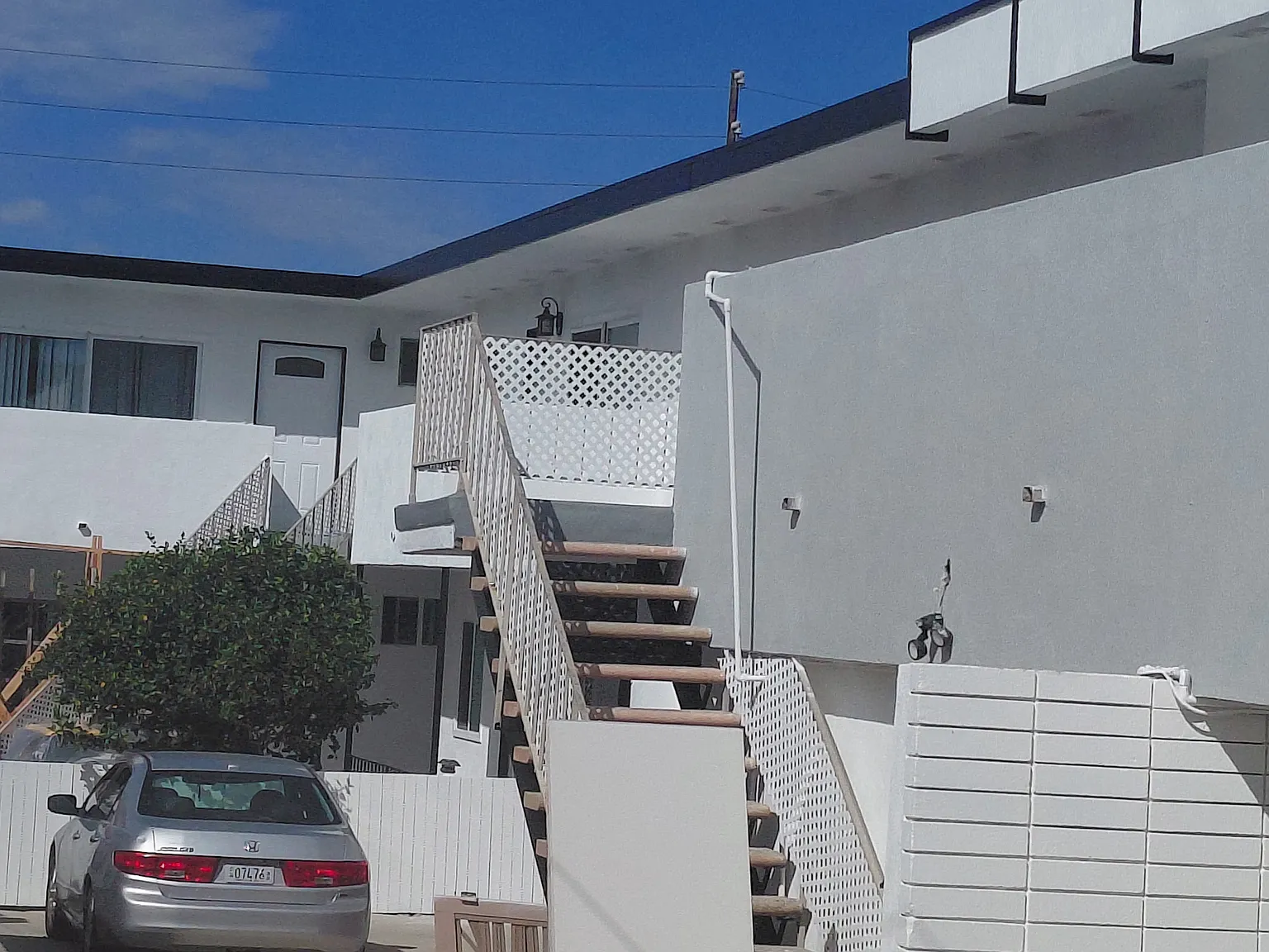 3 bed, $4,195 — Photo 3