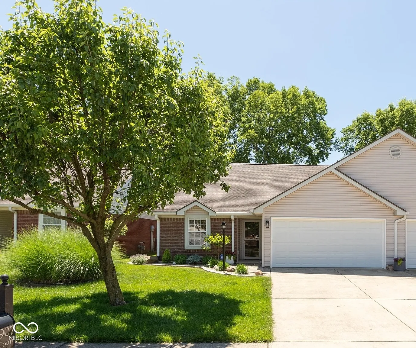 3907 Gray Pond Ct photo 1