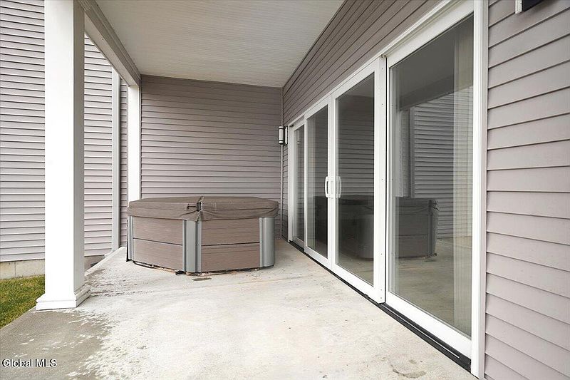 4th image of 45 Wardley Circle