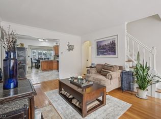 52 Noel Dr, North Arlington Boro, NJ 07031