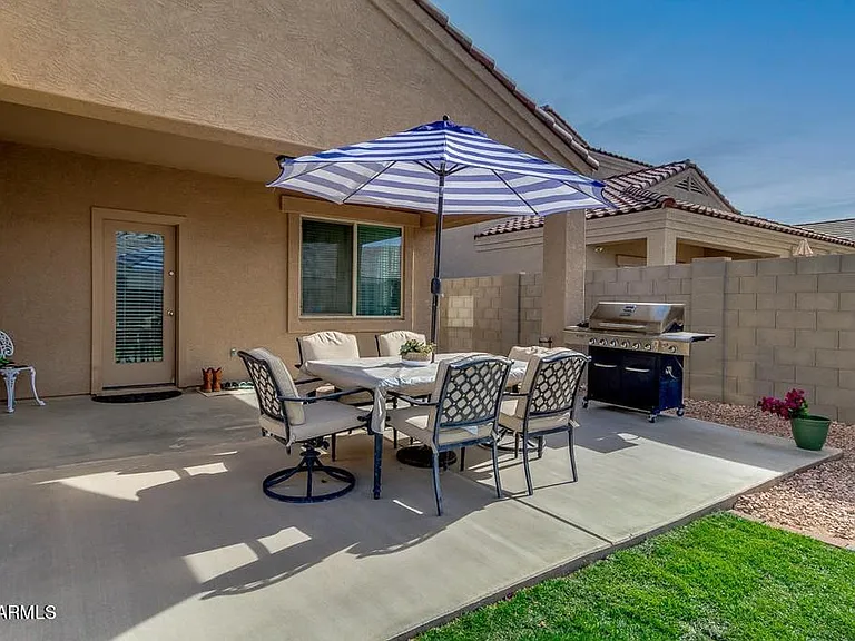 3138 N 303rd Dr — Photo 25