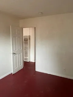 304 Charleston St NE — Photo 8