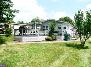 762 Aspen Cir, Red Hill, PA 18076