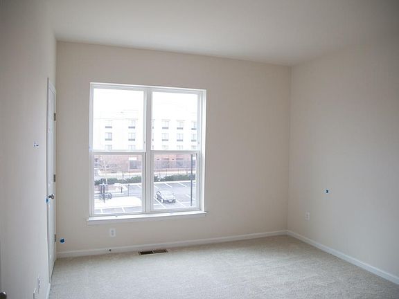5th image of 333 Michelson Ln