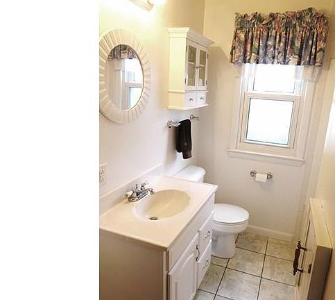 5th image of 16354 Muskingum Blvd