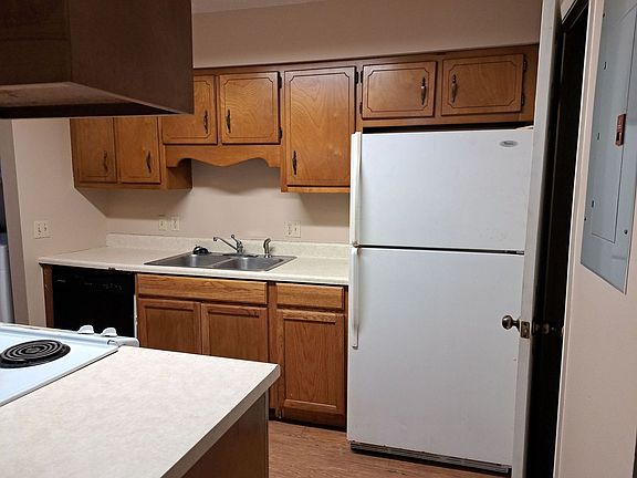 3rd image of 1514 Kraft Ave