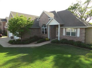 4274 Savannah Ln, Springdale, AR 72762