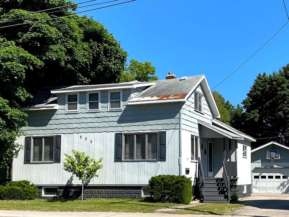 1st image of 222 N 9th Ave