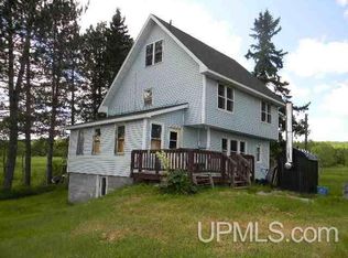 39960 Lower Worham Rd #49916, Chassell, MI 49916