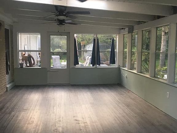 2nd image of 9510 W Meadow Park Dr