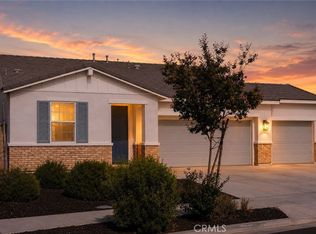 1919 Rodeo Dr, Hemet, CA 92545