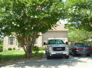 2803 Pebblestone Ln, Knoxville, TN 37938