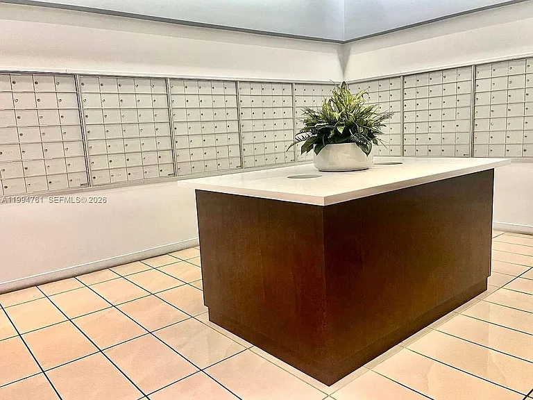 300 S Biscayne Blvd #T-2012 — Photo 28