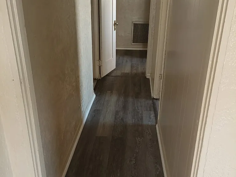 2544 W 4th Pl — Photo 15