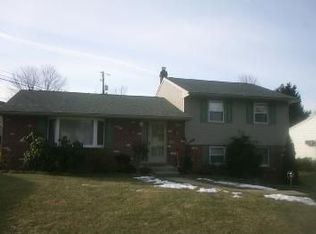 1432 31st St SW, Allentown, PA 18103