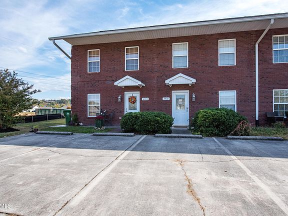 4th image of 2408 Hallerins Ct