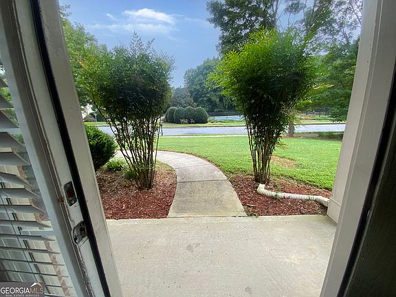 3rd image of 3229 Creek Trce E
