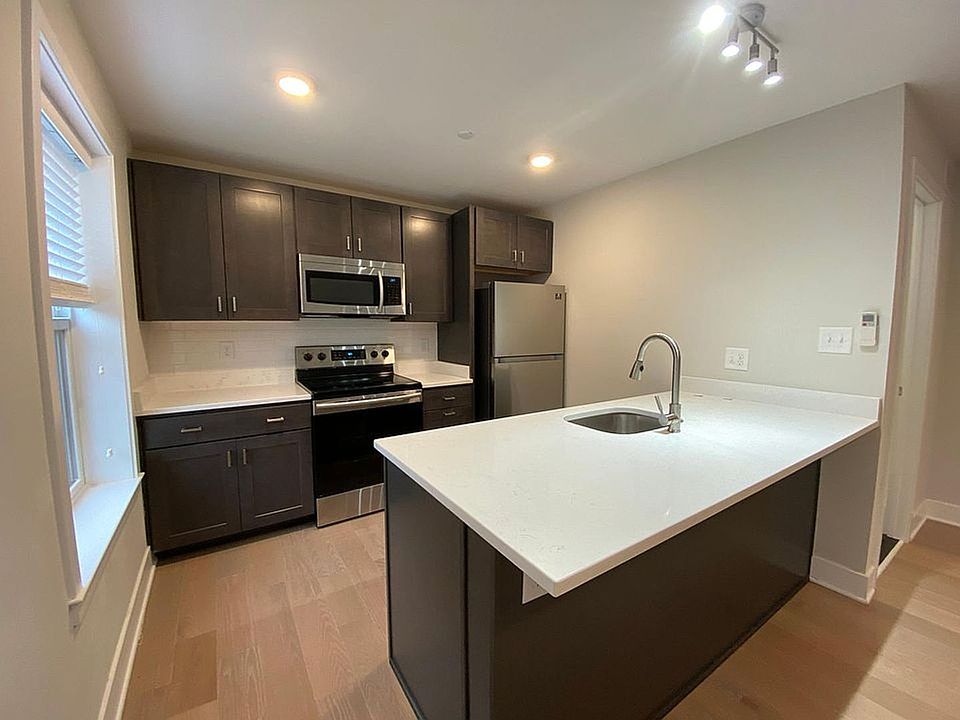 1st image of 1817 Maryland Ave #303