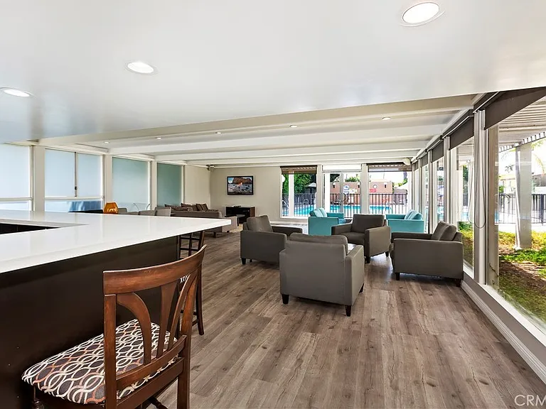 7250 Franklin Ave #506 — Photo 25