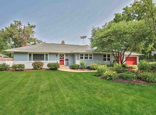 6208 Exchange St, Mc Farland, WI 53558