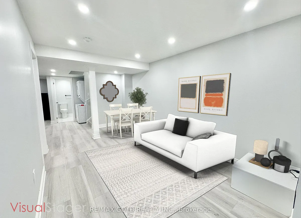 Building Photo - 555 Settlers Rd W #BASEMENT