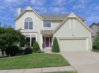 11412 King Ln, Overland Park, KS 66210