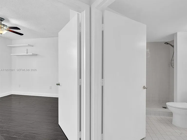 6422 Collins Ave #701 — Photo 15