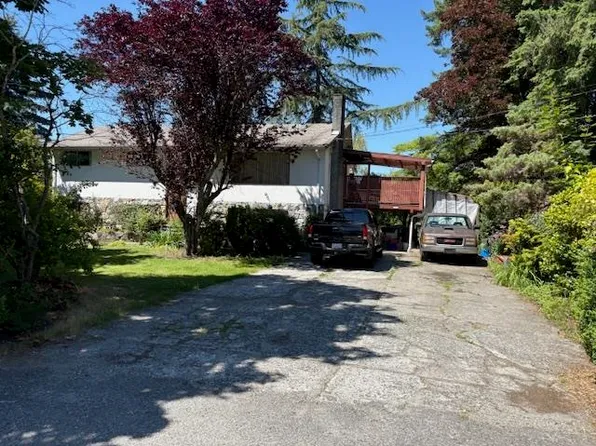 23315 122nd Ave, Maple Ridge, BC V2X 3Y5