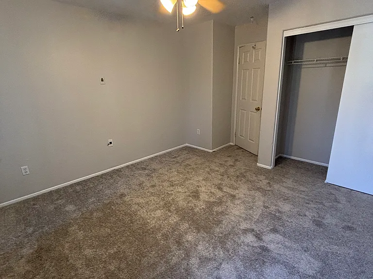 896 Cimarron Ln — Photo 28