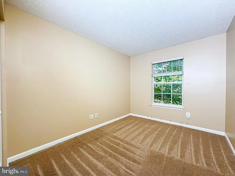 4826 Buxton Cir — Photo 23