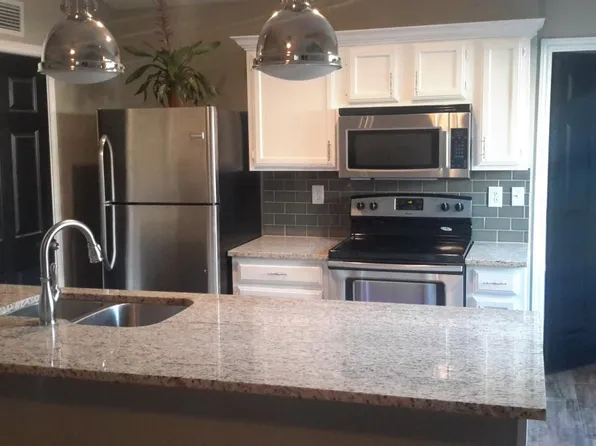 6010 McAfee Dr, The Colony, TX 75056