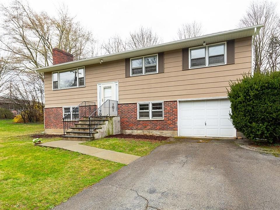 1st image of 3 Hillman Drive