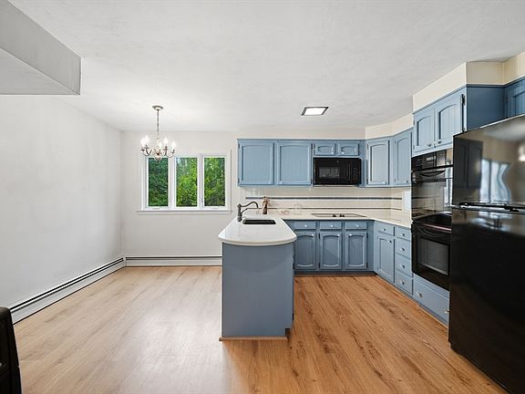 4th image of 254 Route 20