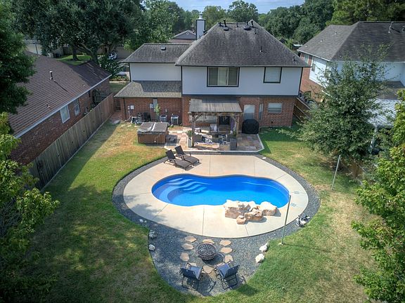 2nd image of 22510 Rangeview Dr