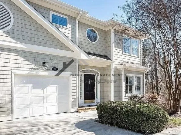 100 Columbia Place Dr, Chapel Hill, NC 27516