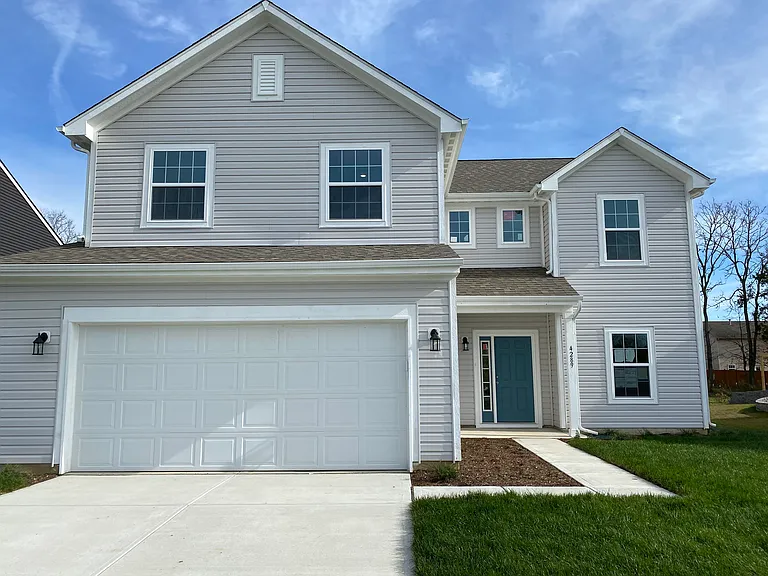 4289 Ashworth Ln — Photo 2