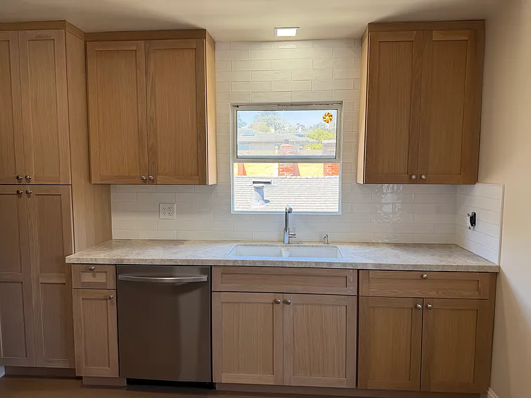 947 Roosevelt St #945 — Photo 4
