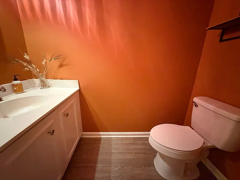107 Georgetown Grn — Photo 16